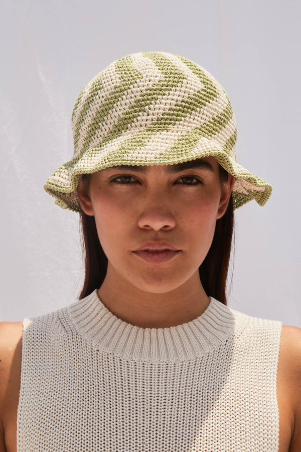 CROCHET KNIT BUCKET HAT - GREEN & WHITE - Space to Show