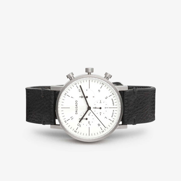 Limited Chronograph White - Léon - Space to Show