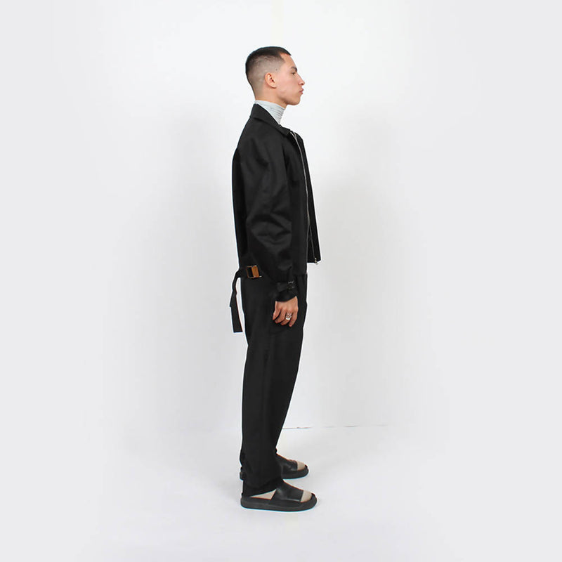 Cropped Raglan Jacket : Black - Space to Show